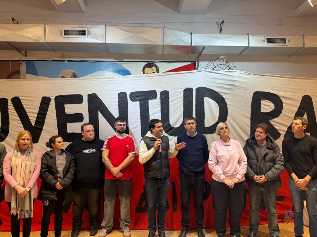 «La interna quedó atrás»: la UCR bonaerense definió a sus autoridades y ya piensa en la asunción de Balbín